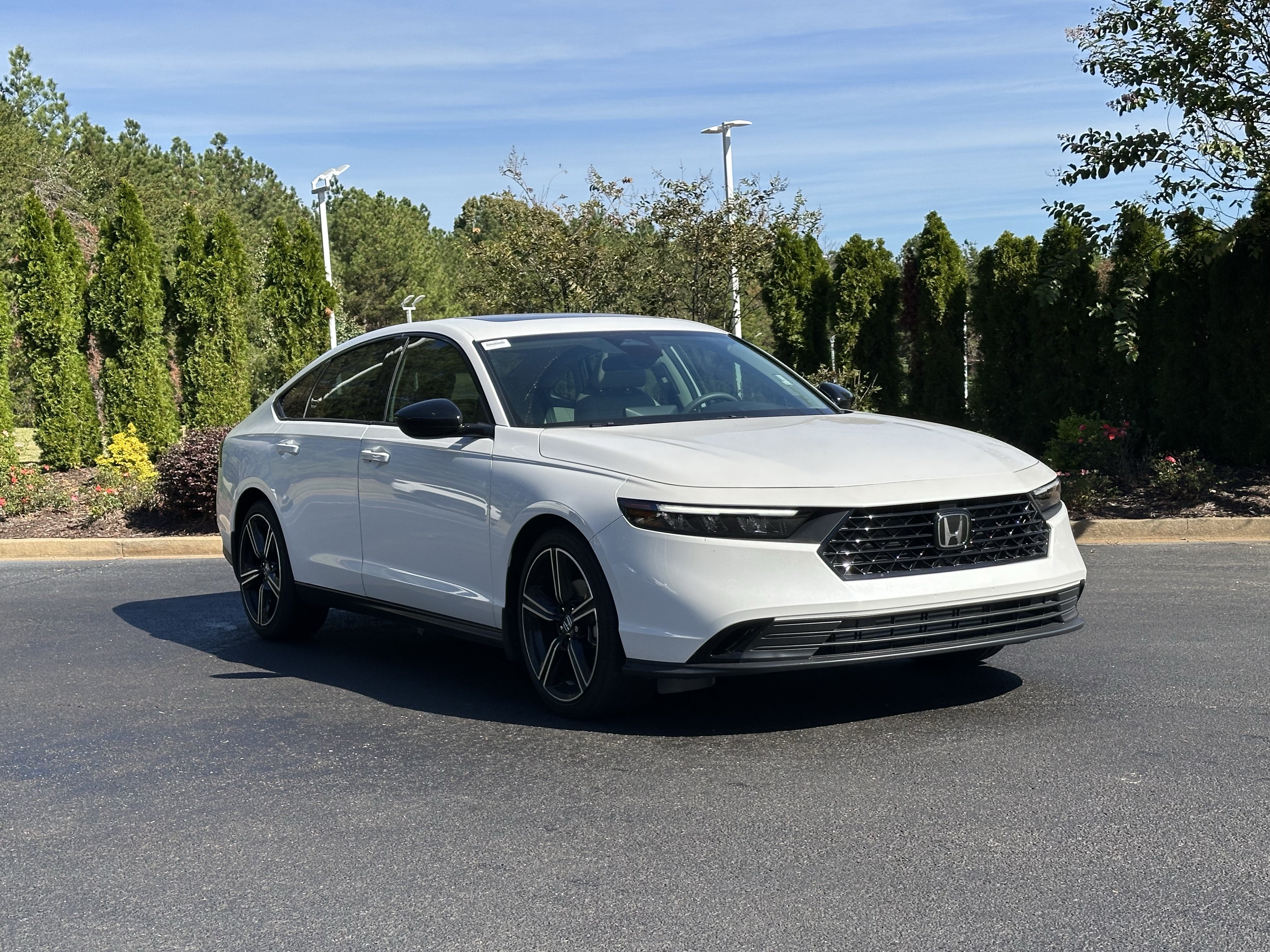 Used 2026 Honda Accord SE image 2