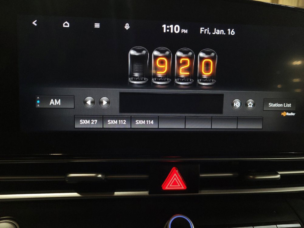 Used 2023 Hyundai Elantra SEL w/ Convenience Package image 25