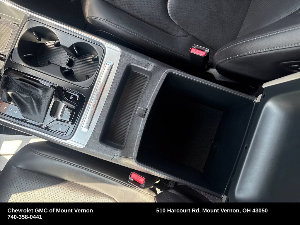 Used 2025 Kia Carnival EX FWD image 24