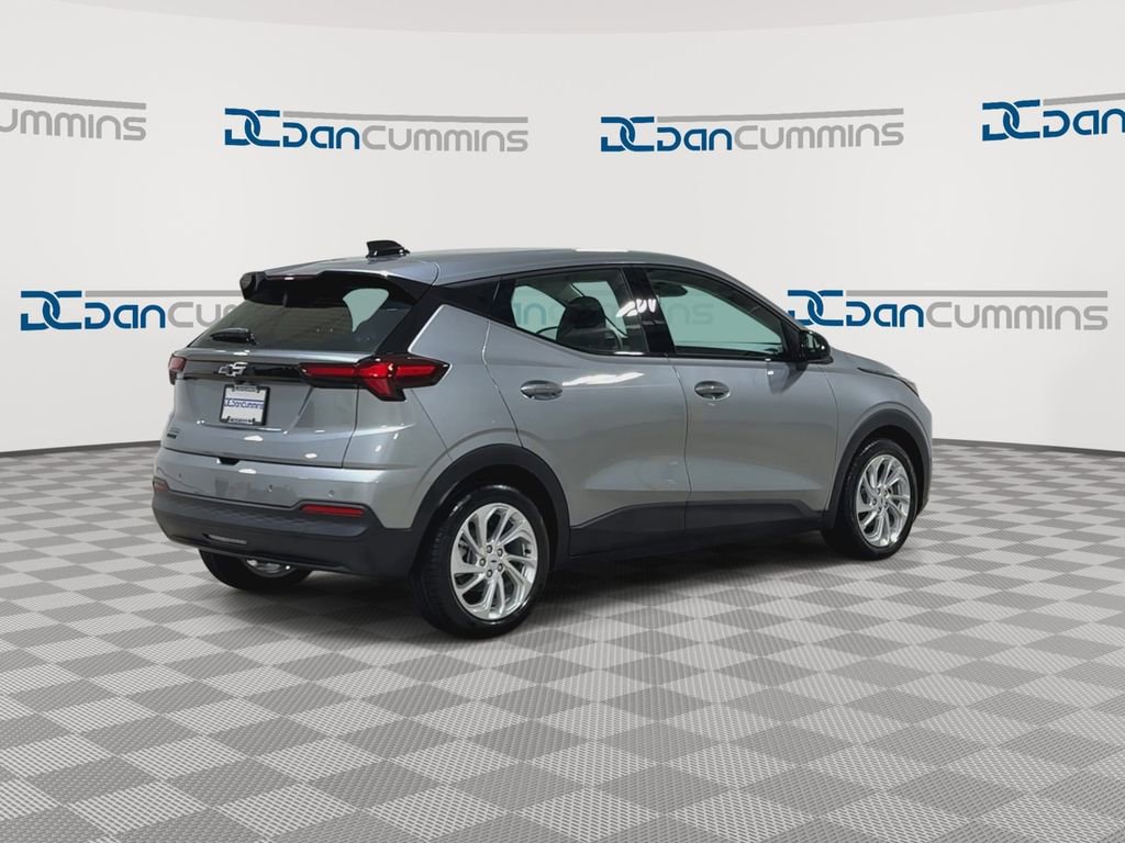 New 2027 Chevrolet Bolt LT FWD image 8