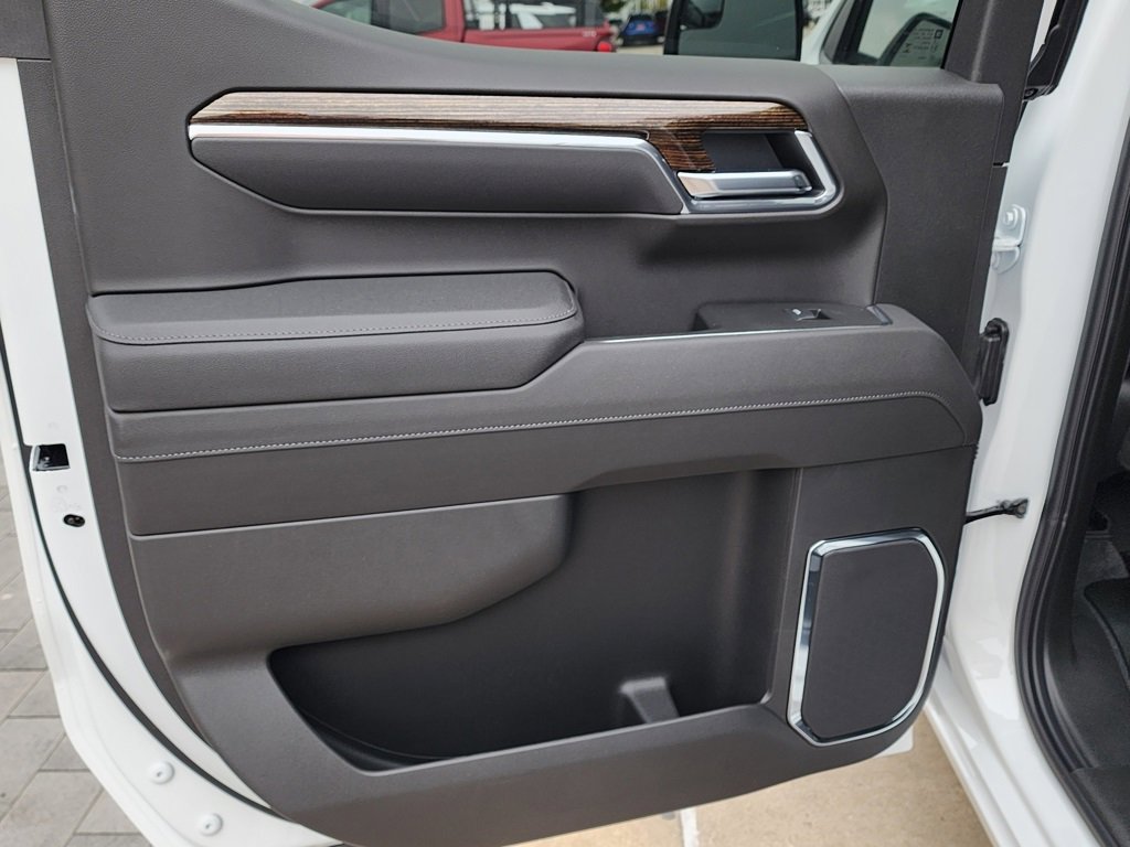 New 2026 GMC Sierra 1500 Elevation image 40