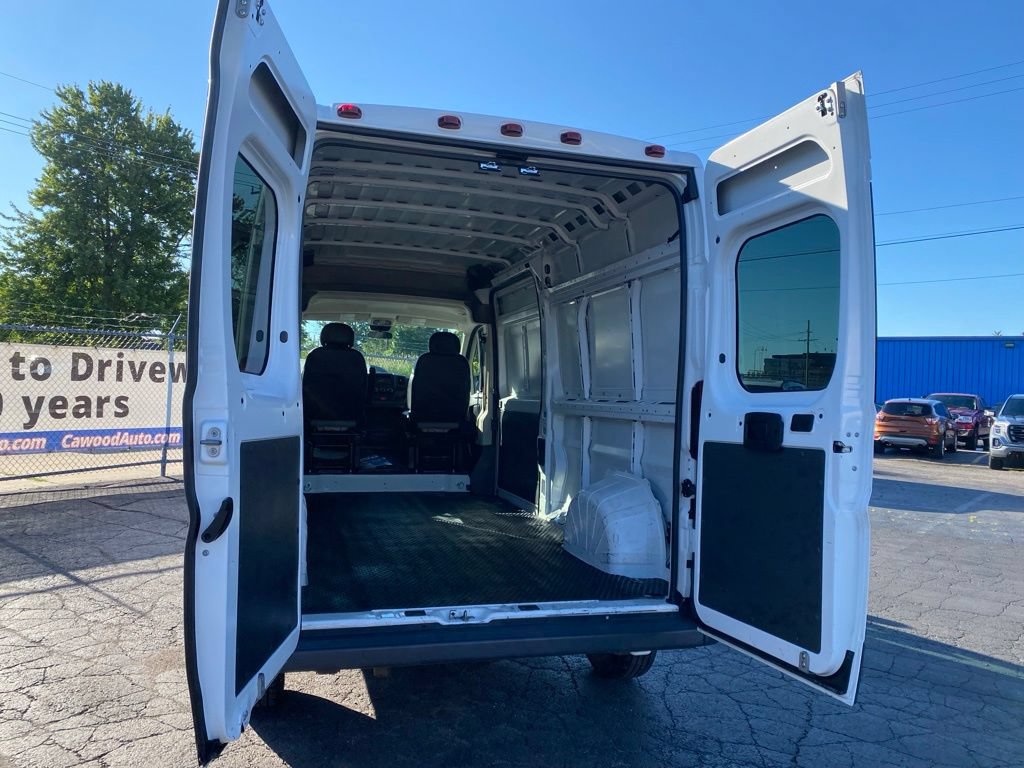 Used 2016 RAM ProMaster 2500 FWD image 4