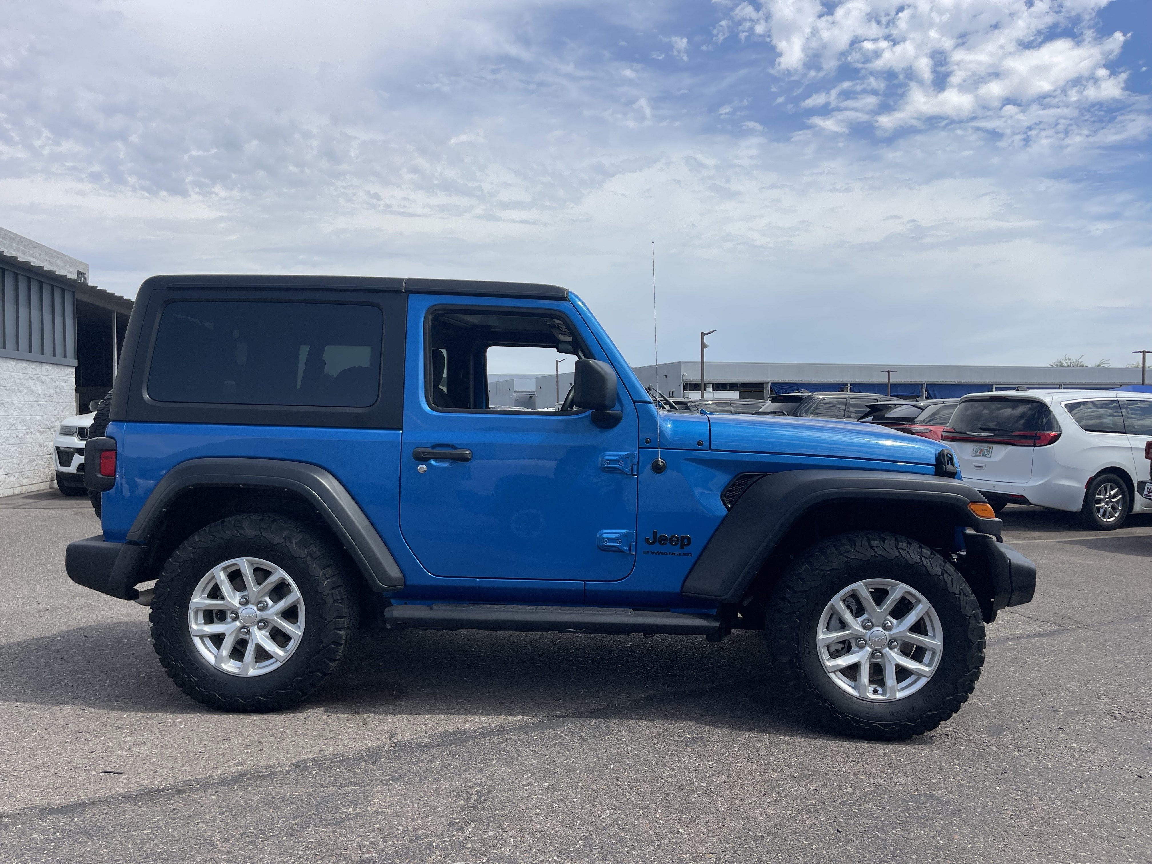 Certified 2023 Jeep Wrangler Sport AWD/4WD image 6