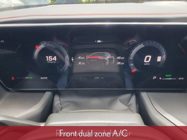 Used 2024 Dodge Charger Daytona Scat Pack w/ Plus Group AWD/4WD image 17