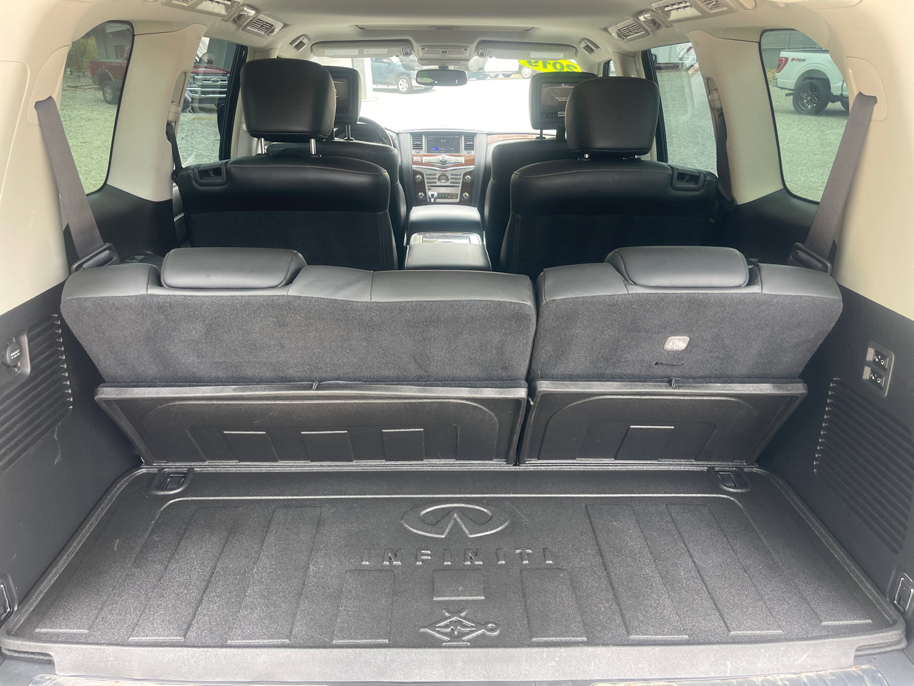 Used 2019 INFINITI QX80 Luxe w/ 22" Wheel Package image 14