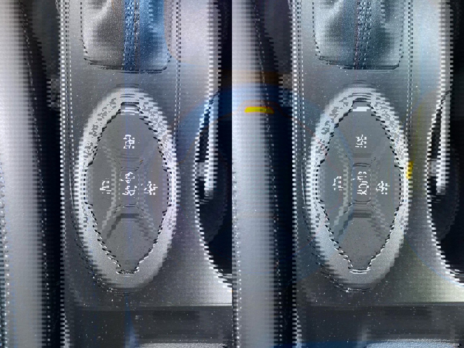 Used 2025 Ford Bronco Outer Banks image 13