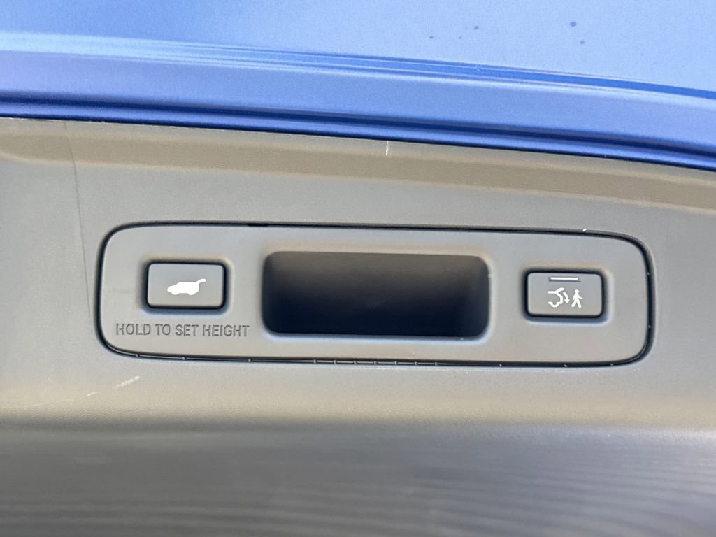 New 2025 Acura ADX A-Spec image 17