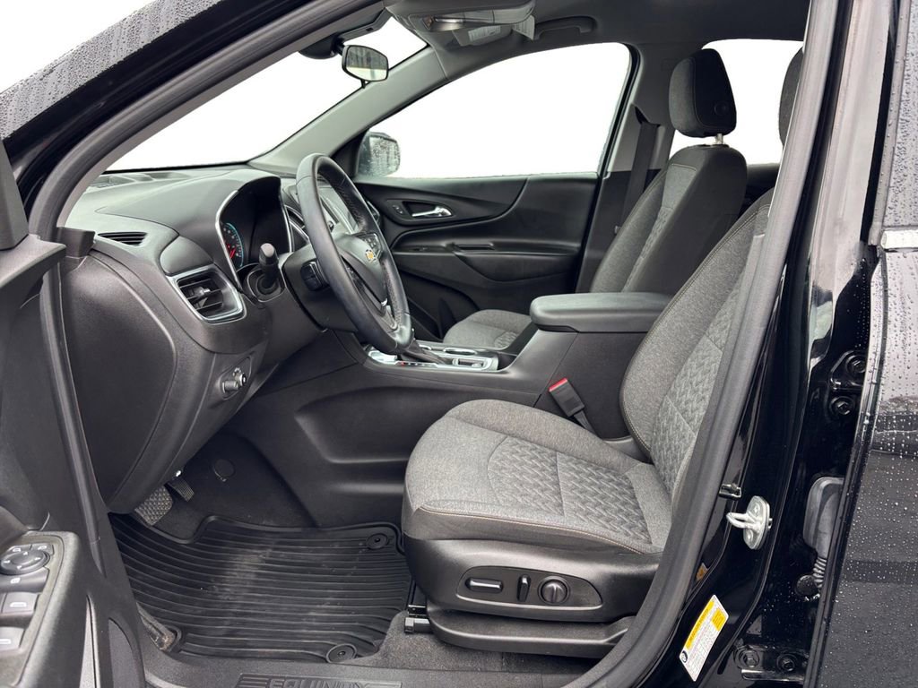 Used 2023 Chevrolet Equinox LT image 14