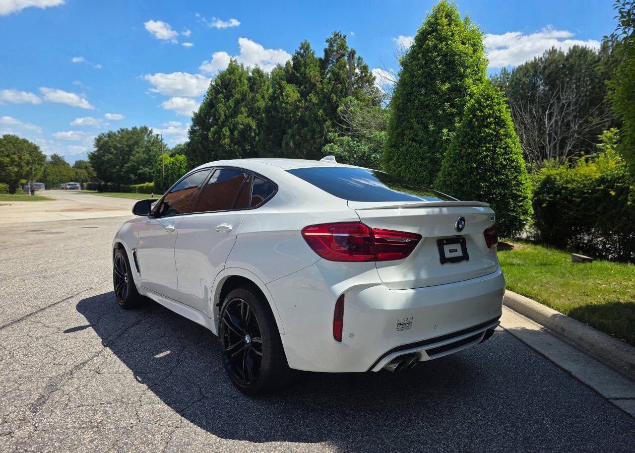 Used 2017 BMW X6 M AWD/4WD image 3