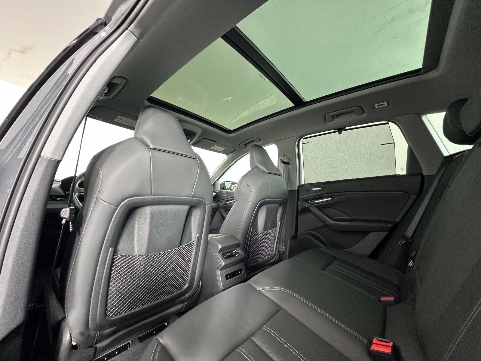 Used 2025 Audi Q6 e-tron Premium Plus w/ Premium Plus AWD/4WD image 16