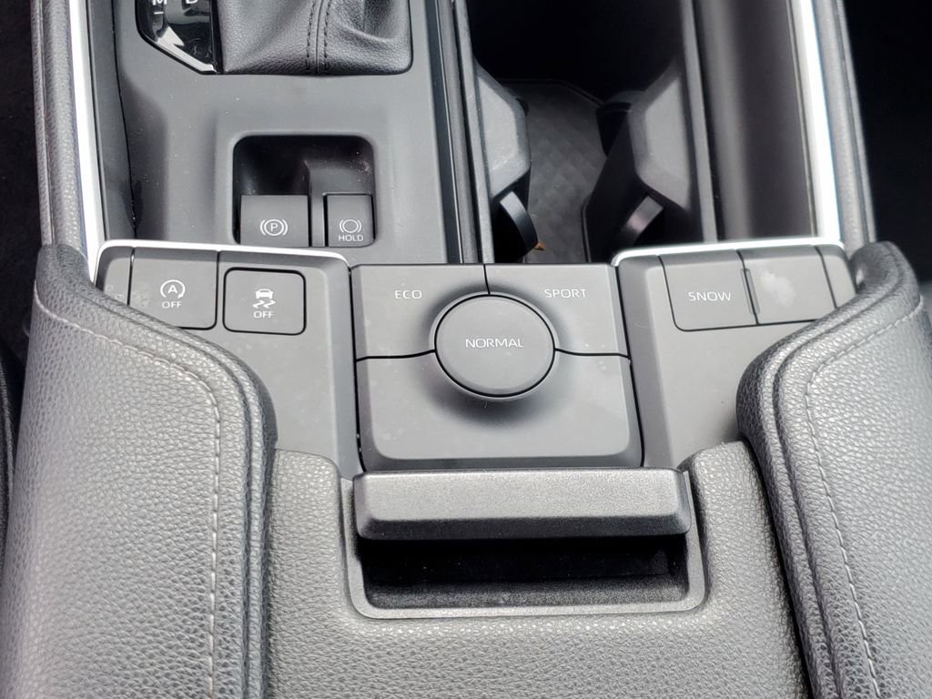 Used 2025 Toyota Grand Highlander FWD image 28