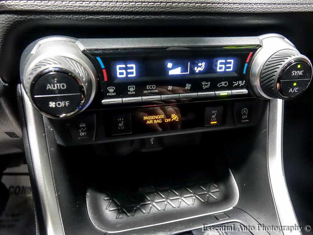 Used 2022 Toyota RAV4 XLE w/ Convenience Package image 25