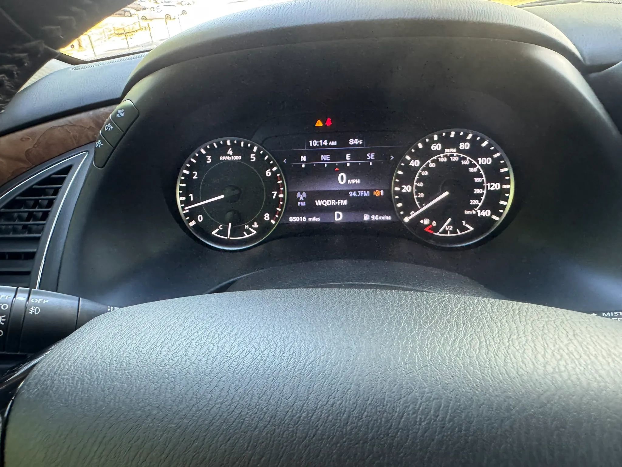 Used 2023 Nissan Armada SL w/ Captain's Chairs Package RWD image 33