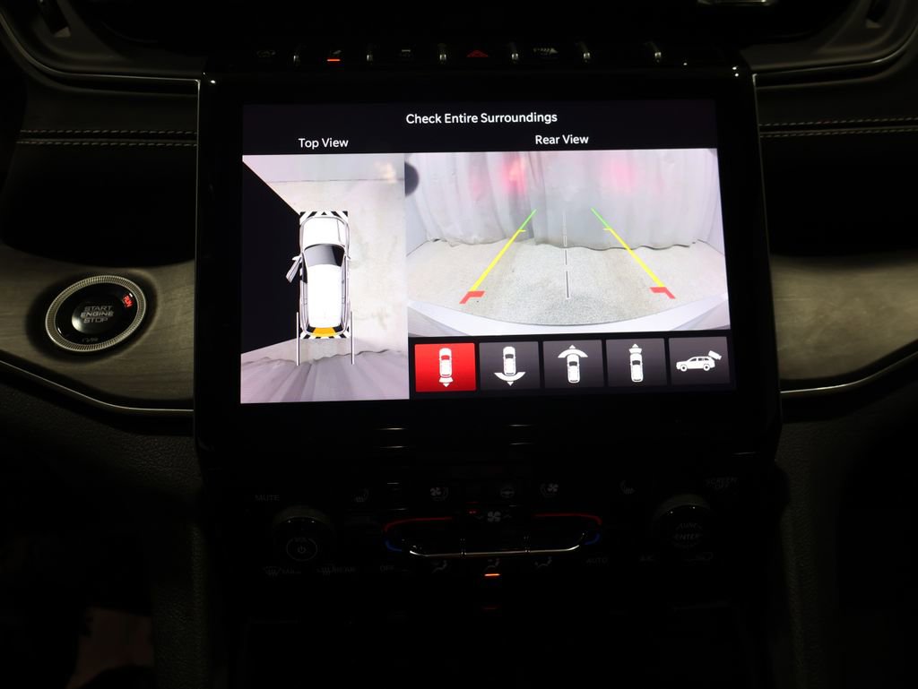 Used 2024 Jeep Grand Cherokee L Limited w/ Luxury Tech Group II image 30