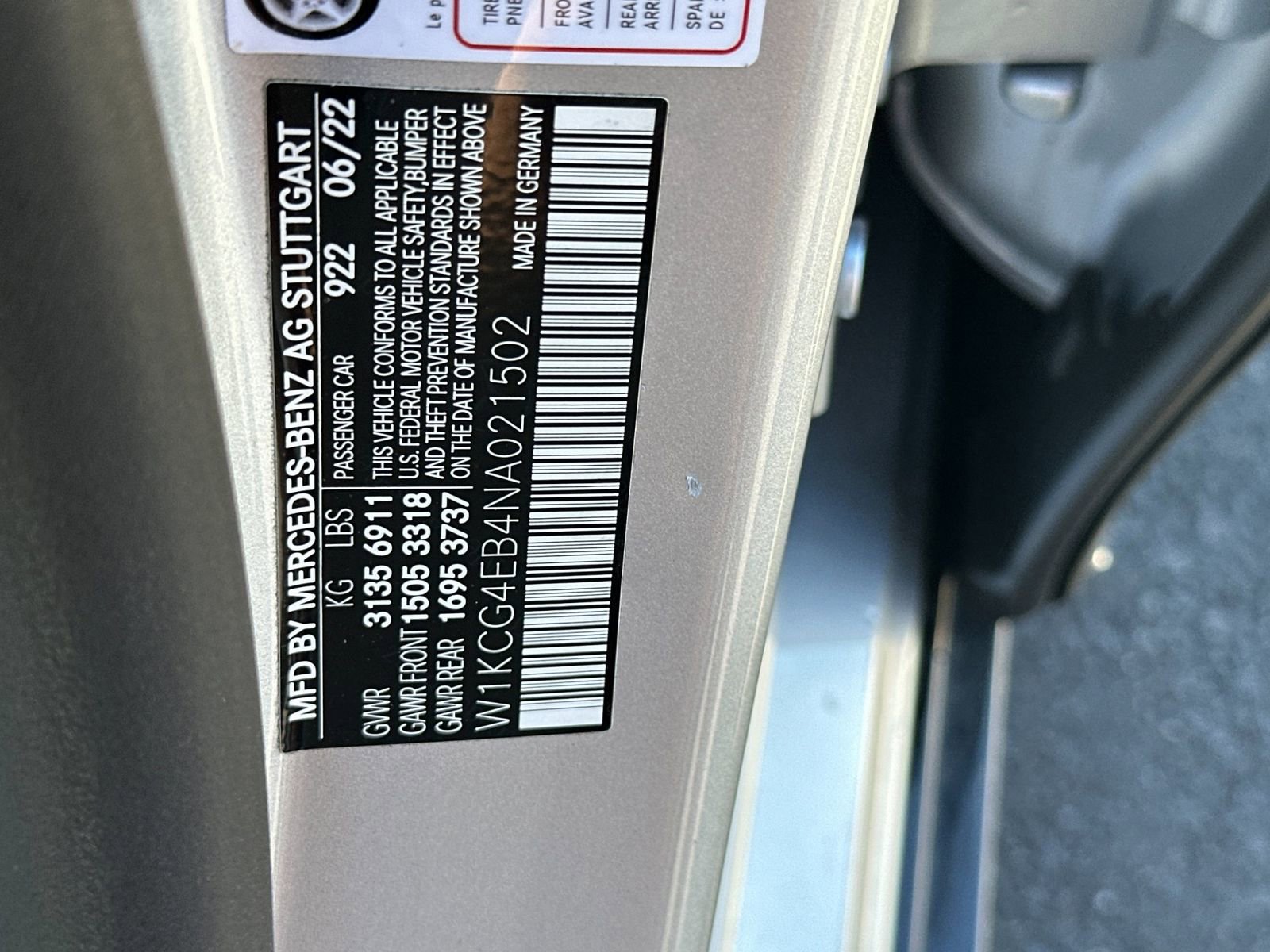 Certified 2022 Mercedes-Benz EQS 580 4MATIC Sedan w/ Exclusive Trim Package image 34