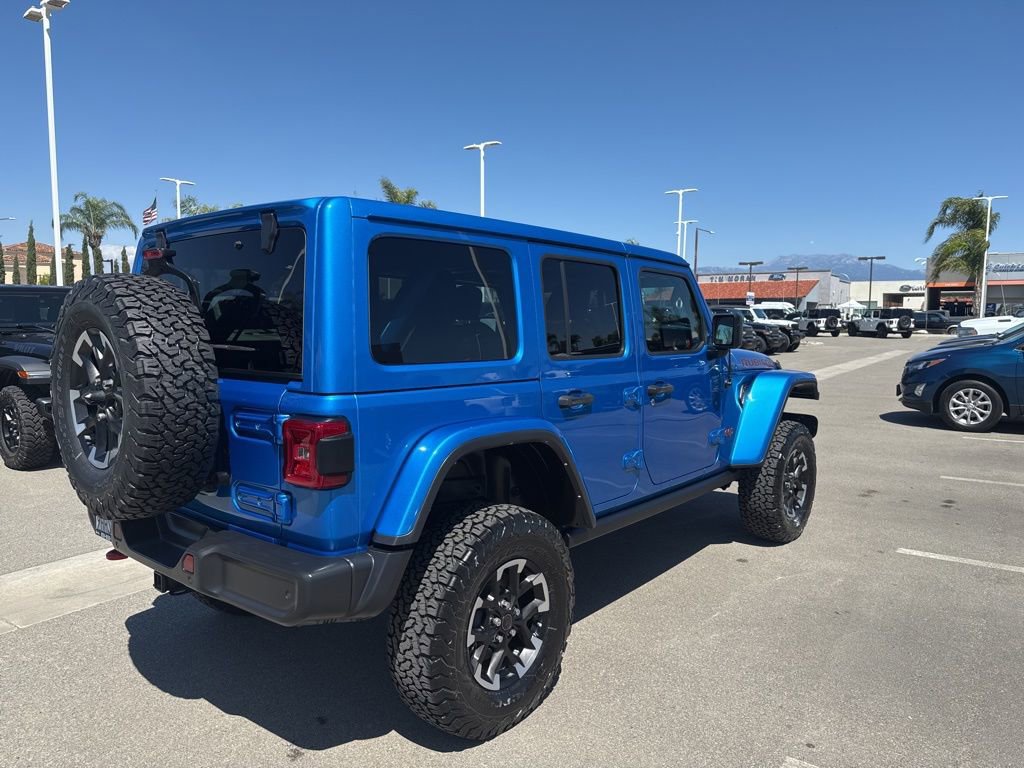 Used 2022 Jeep Wrangler Unlimited Rubicon w/ LED Lighting Group AWD/4WD image 8