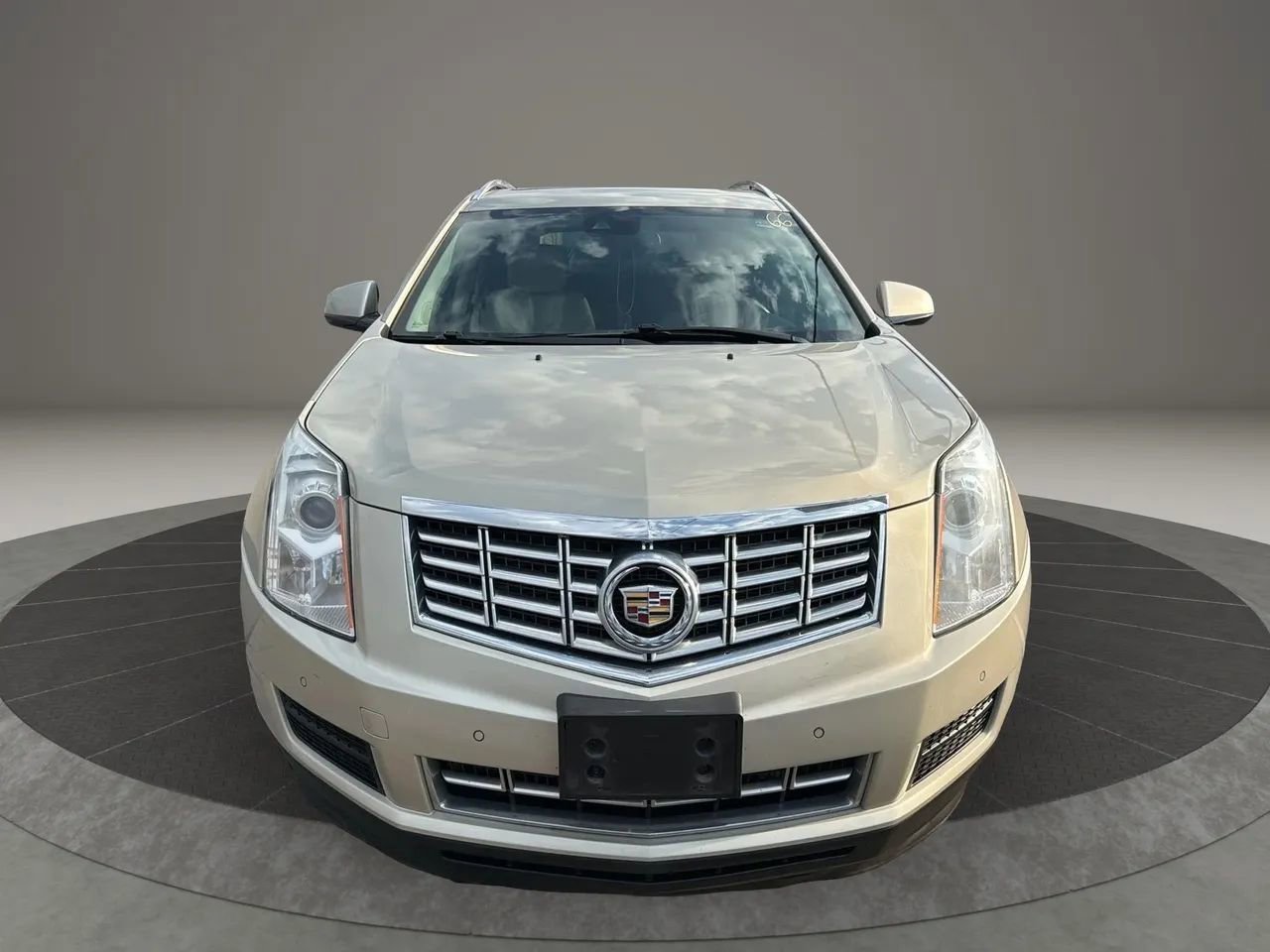 Used 2015 Cadillac SRX Luxury w/ Driver Awareness Package image 2