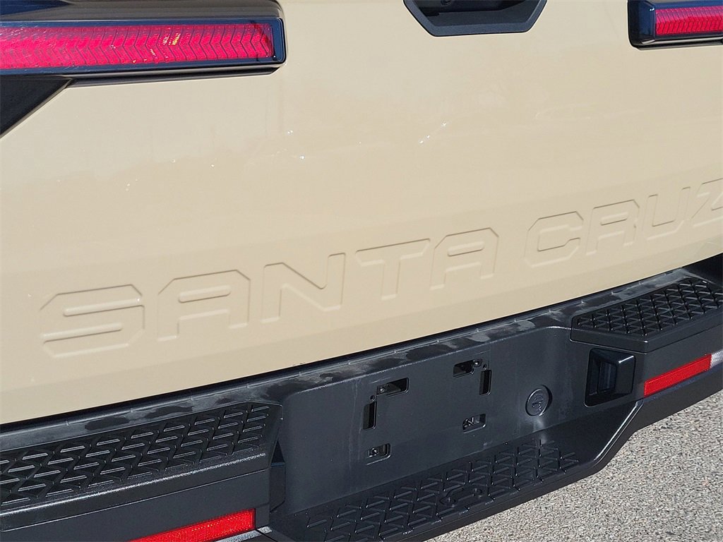 Used 2024 Hyundai Santa Cruz SE image 12