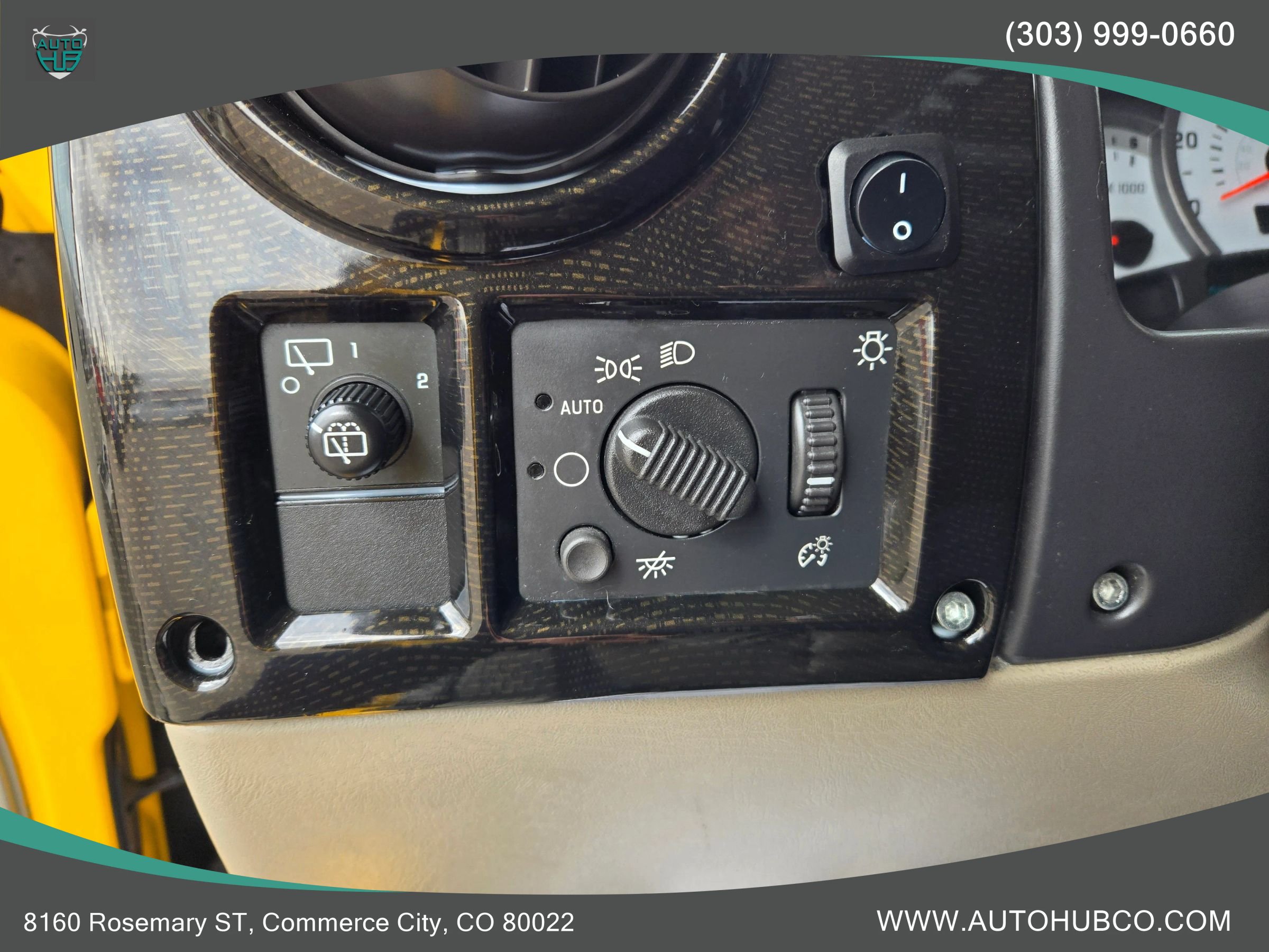 Used 2003 HUMMER H2 w/ Preferred Equipment Group AWD/4WD image 24