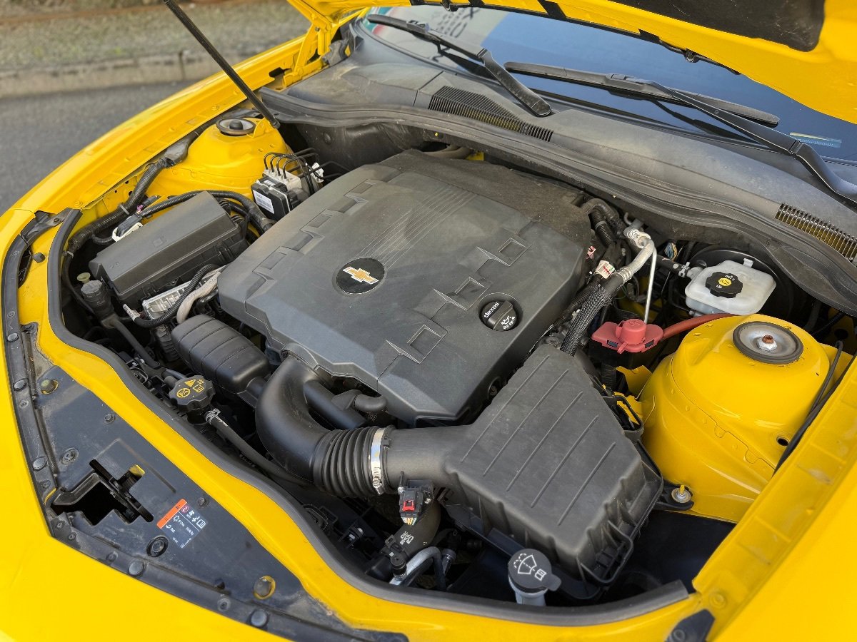 Used 2012 Chevrolet Camaro LS RWD image 26