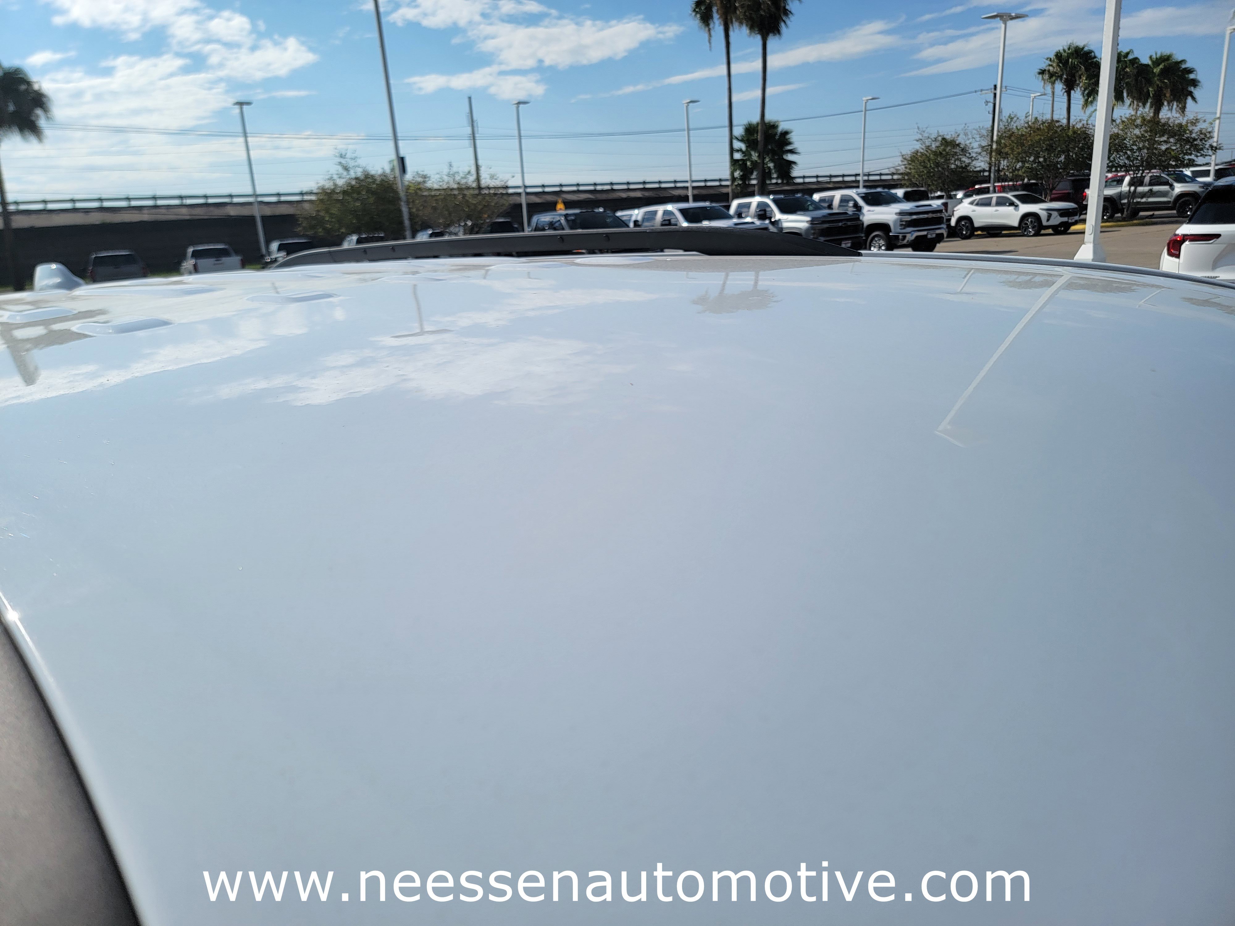 Used 2025 GMC Acadia Elevation image 8