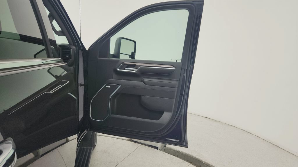 Certified 2024 Chevrolet Silverado 2500 LTZ w/ LTZ Premium Texas Edition AWD/4WD image 23