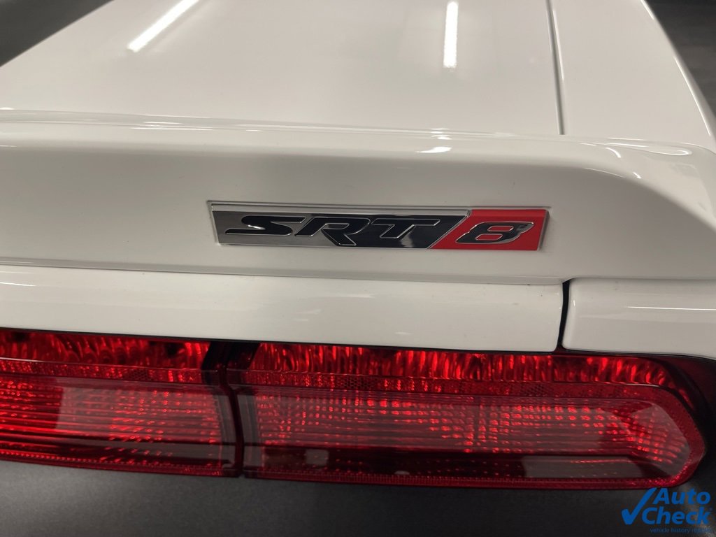 Used 2014 Dodge Challenger SRT8 image 20