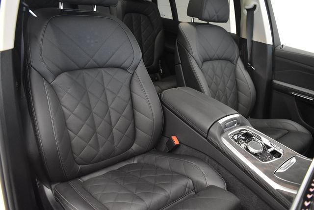 Used 2026 BMW X7 xDrive40i AWD/4WD image 6
