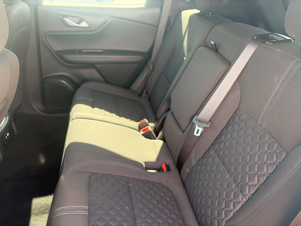 Used 2022 Chevrolet Blazer LT AWD/4WD image 16