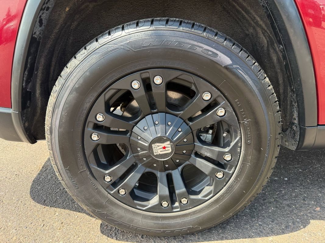 Used 2012 Jeep Grand Cherokee Limited w/ Trailer Tow Group IV image 10