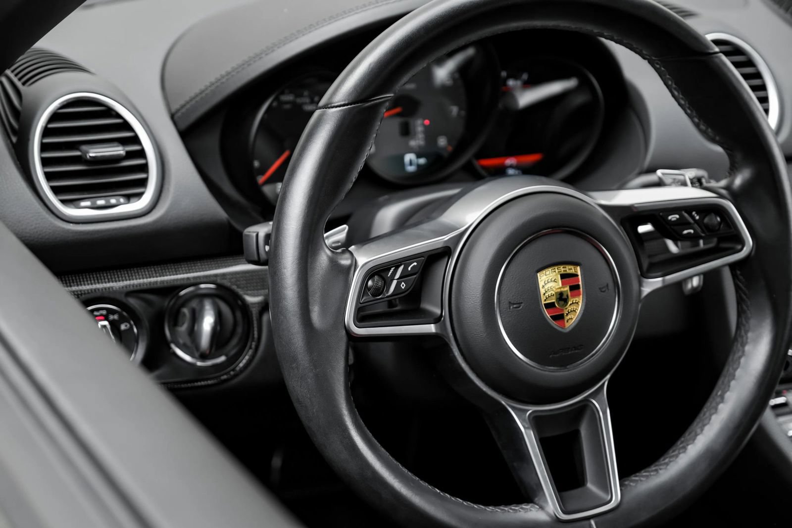 Used 2021 Porsche 718 Boxster S RWD image 27