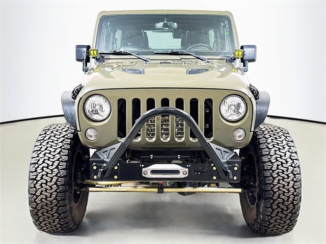 Used 2015 Jeep Wrangler Unlimited Rubicon image 2