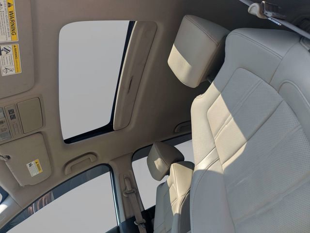 Used 2018 Honda CR-V Touring image 22