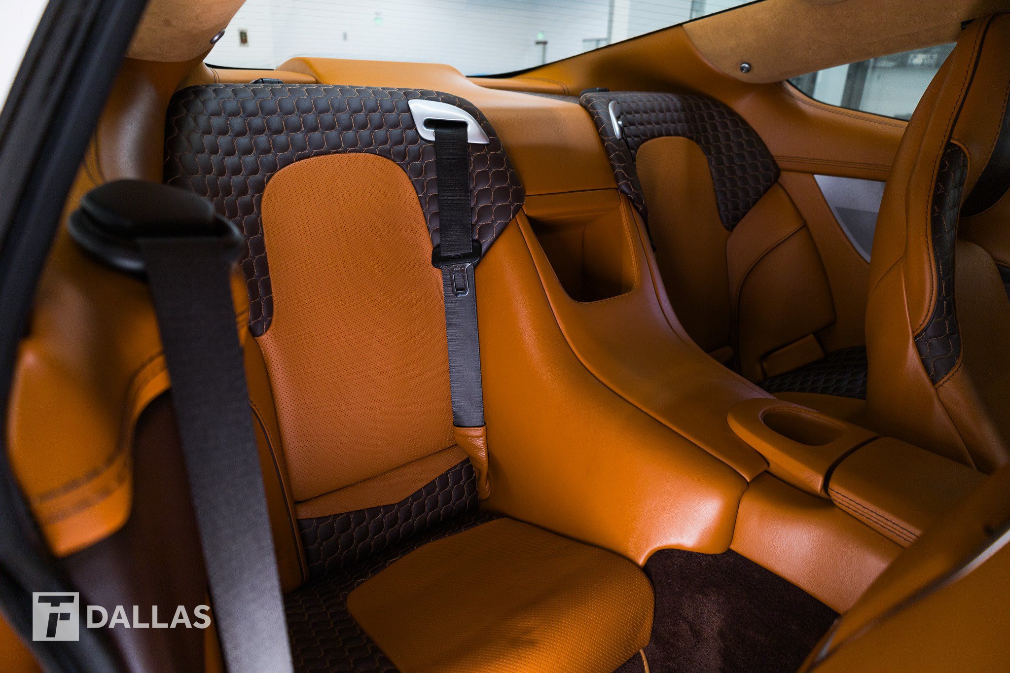 Used 2014 Aston Martin Vanquish Coupe RWD image 42