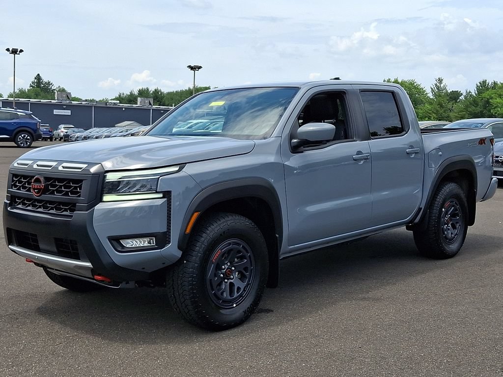 Certified 2025 Nissan Frontier PRO-4X w/ Pro Premium Package AWD/4WD image 3