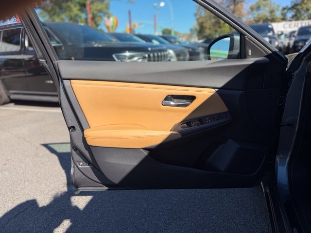 Used 2021 Nissan Sentra SV w/ SV Premium Package FWD image 10