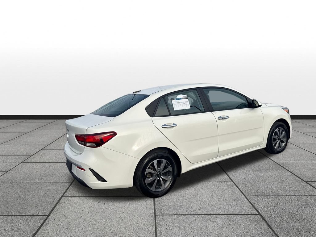 Used 2022 Kia Rio S w/ Technology Package FWD image 5