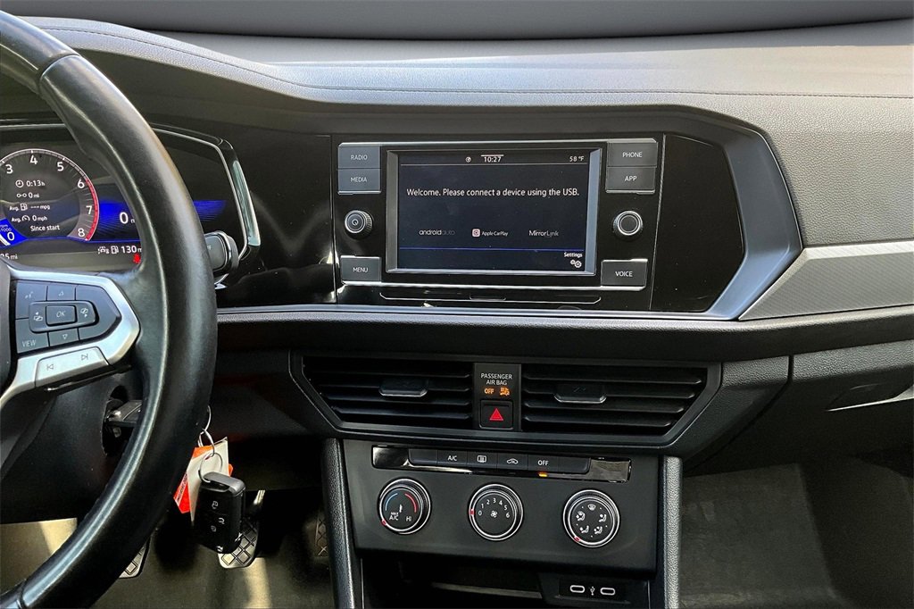 Used 2023 Volkswagen Jetta S image 9