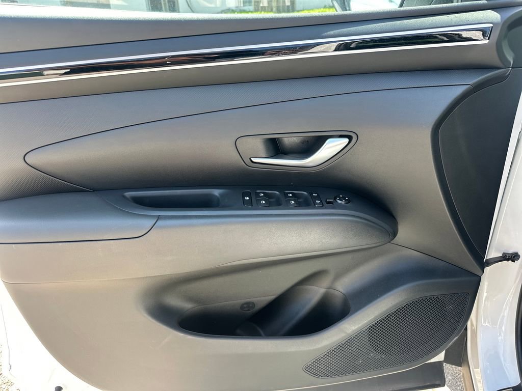 Used 2024 Hyundai Tucson SE FWD image 35
