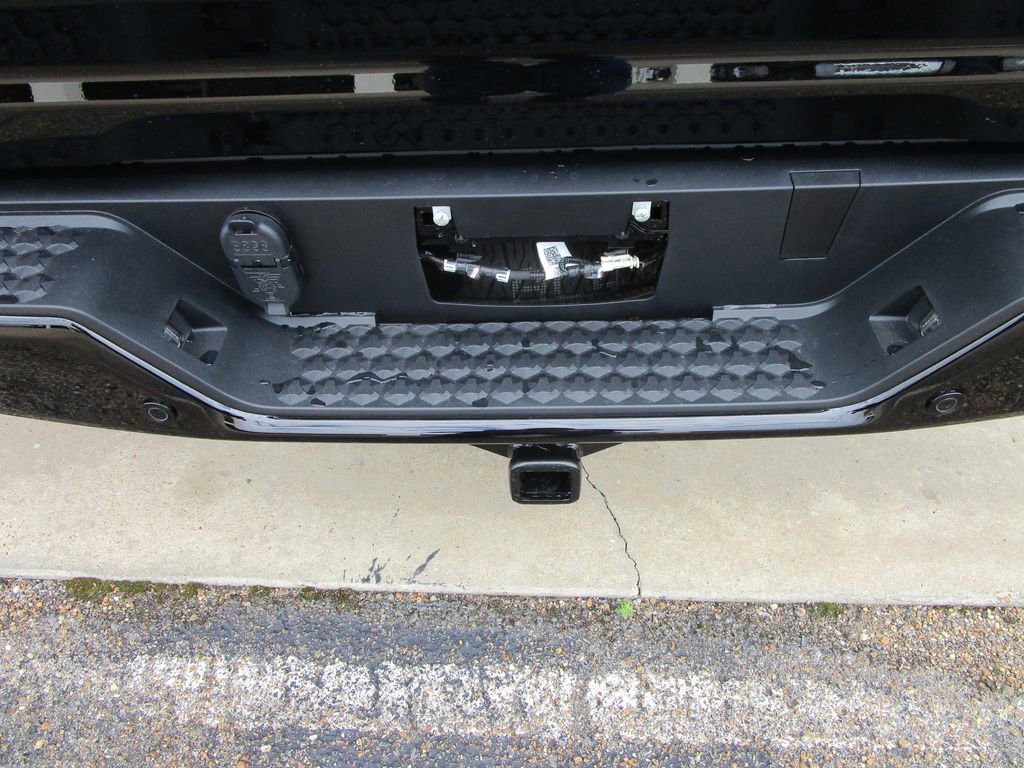 New 2026 GMC Canyon Elevation image 12