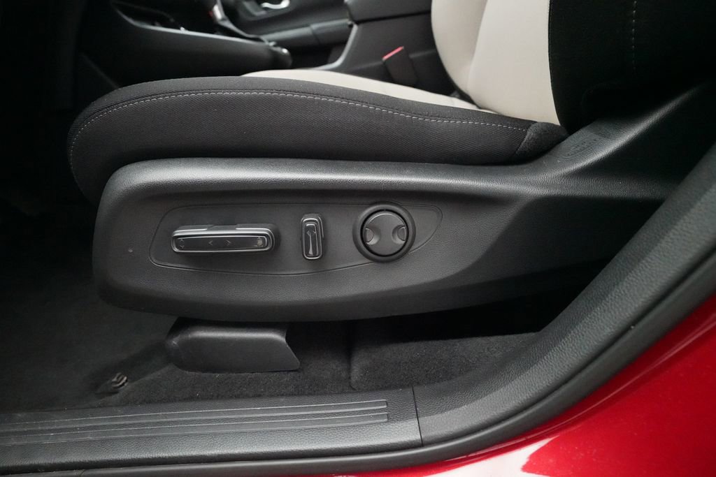 Certified 2024 Honda CR-V EX image 28