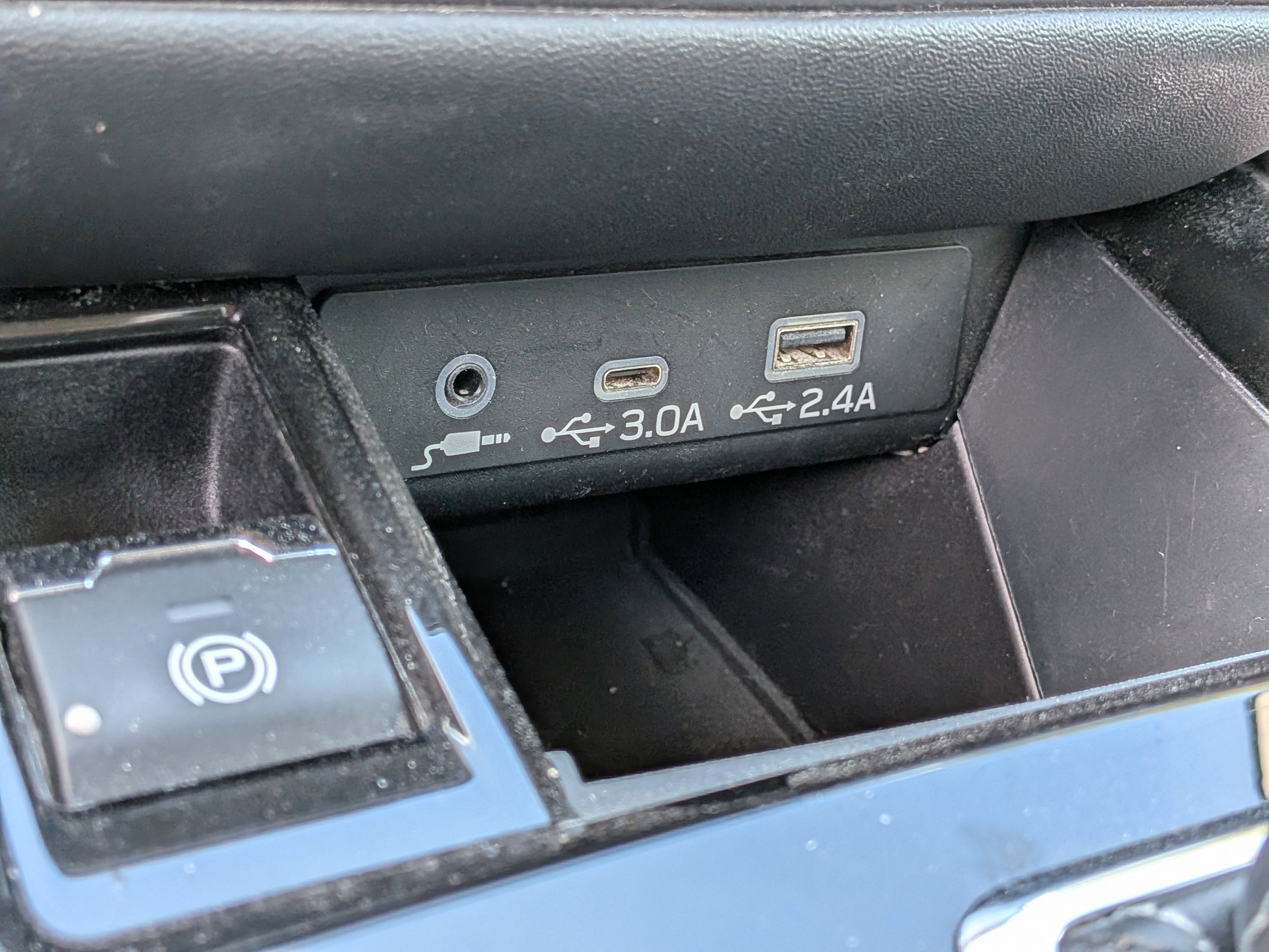 Used 2023 Subaru Outback Limited image 32