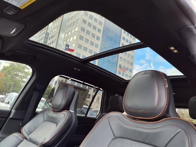 New 2025 Lincoln Aviator Black Label w/ Jet Appearance Package image 11