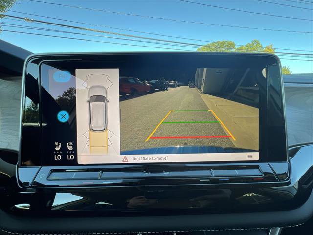 New 2026 Volkswagen Atlas SE image 17