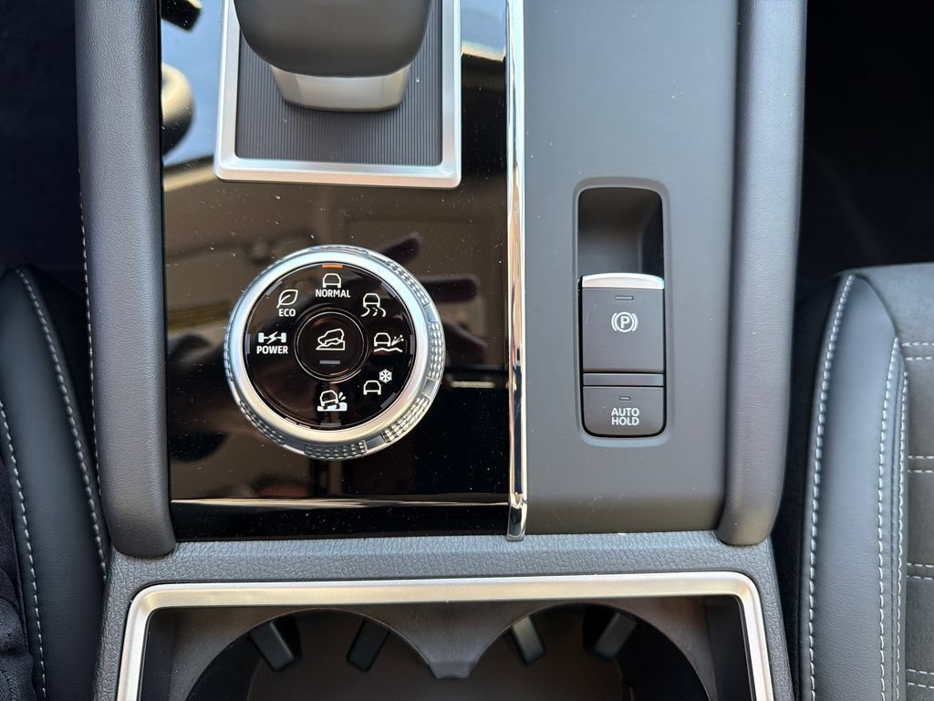 Used 2026 Nissan Rogue SL AWD/4WD image 28
