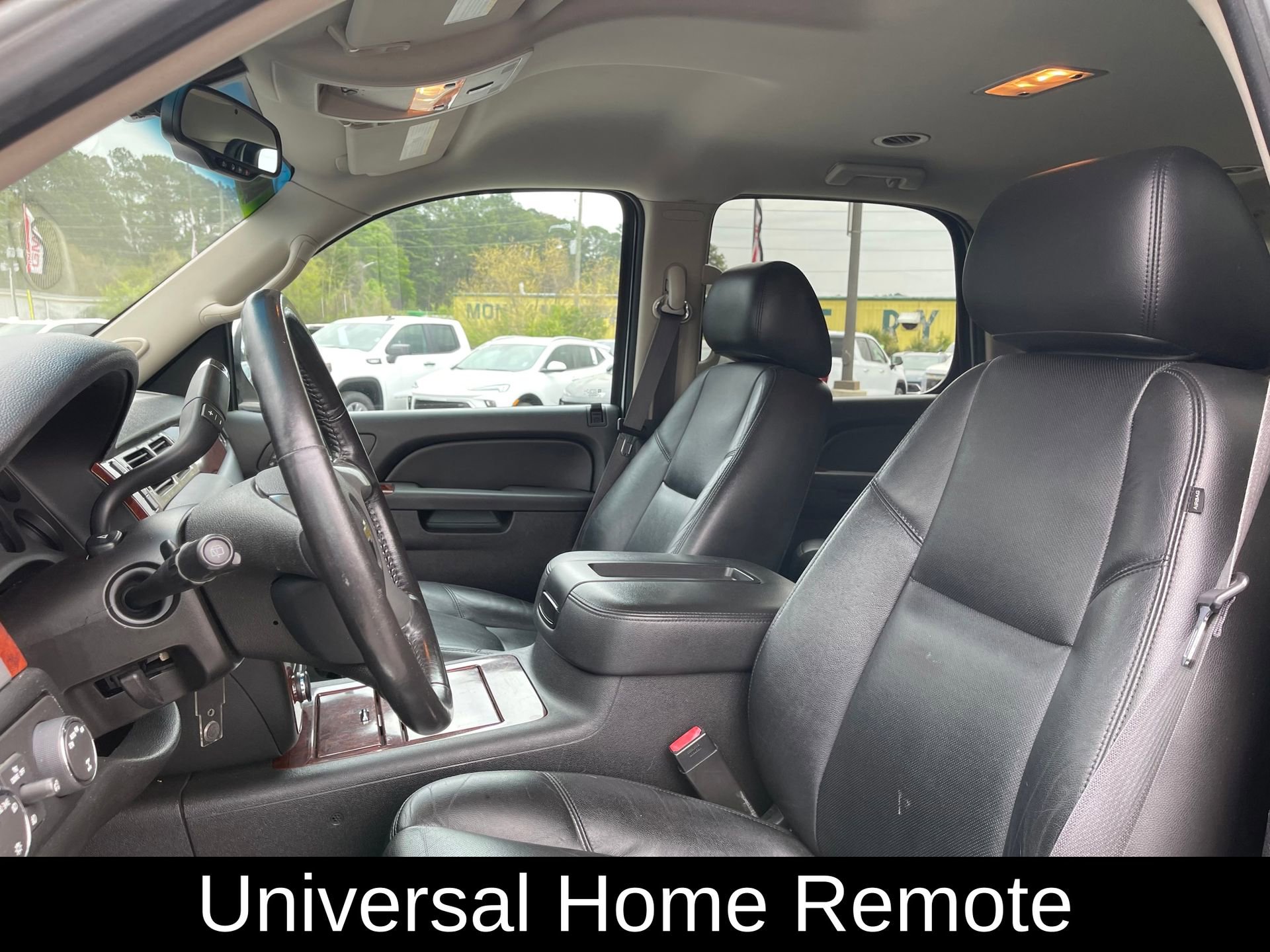 Used 2013 Chevrolet Tahoe LTZ image 13