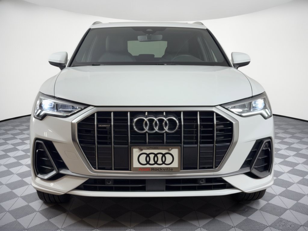 Certified 2025 Audi Q3 2.0T Premium w/ Convenience Package AWD/4WD image 6