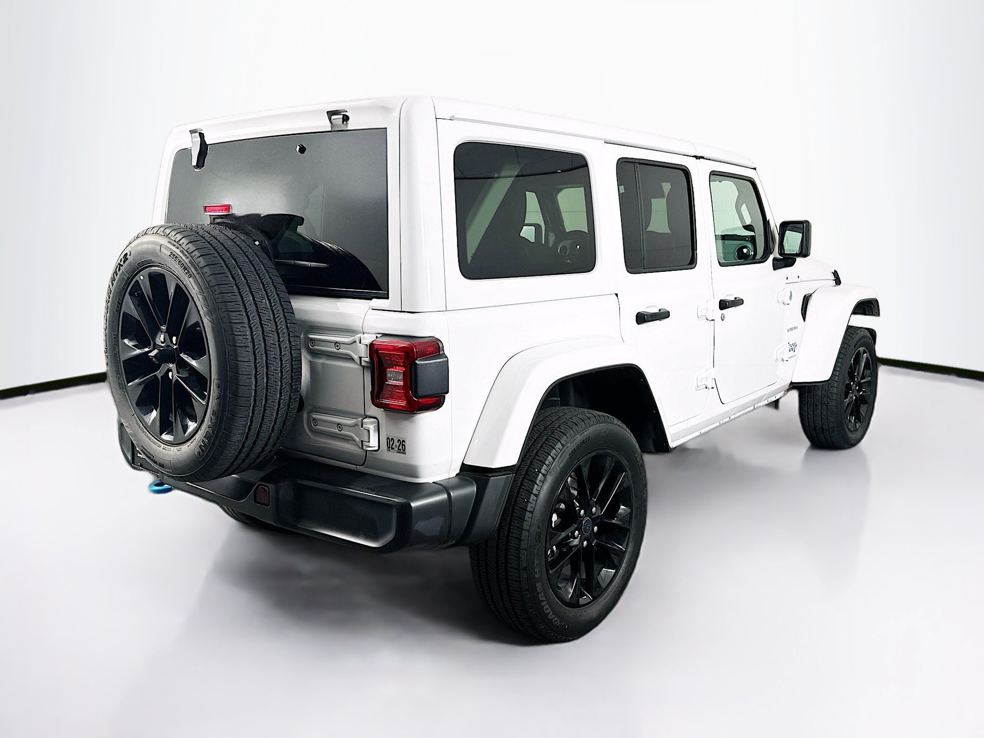 Used 2024 Jeep Wrangler Unlimited Sahara AWD/4WD image 9