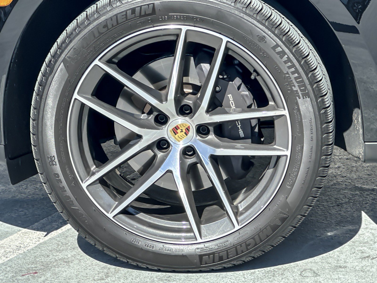 Used 2026 Porsche Macan AWD/4WD image 26
