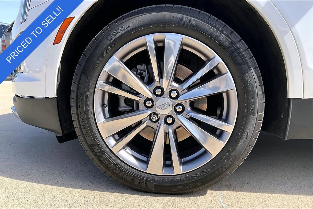 Used 2024 Cadillac XT5 Premium Luxury w/ LPO, Floor Liner Package AWD/4WD image 10
